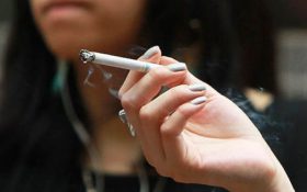 تاثیر سیگار کشیدن زنان با یائسگی زود هنگام