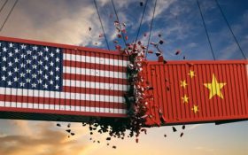 چین: در مقابل فشارهای آمریکا تسلیم نمی‌شویم