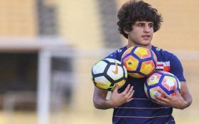 گزینه خارجی مد نظر استقلال ممنوع الخروج است!