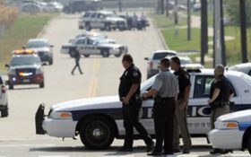 زن عصبانی آمریکایی نامزدش را با شلیک گلوله نتوانست بکشد ؛ خفه اش کرد !