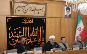 روحانی در جلسه هیئت دولت:  ضروری باشد کاهش تعهدات برجامی را ادامه می‌دهیم