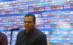 سرمربی فجر شهید سپاسی: مقابل استقلال از پیش بازنده نیستیم/ فشردگی در لیگ یک بالا است