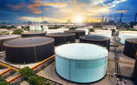 بهترین هفته ۳۵ روز اخیر | قیمت نفت برنت به ۶۲ دلار رسید