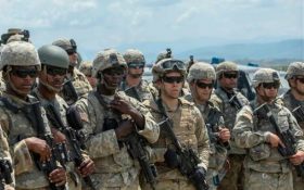 پادشاه سعودی با اعزام نیروهای نظامی آمریکا به عربستان موافقت کرد