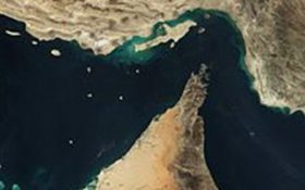 شرکت نفتکش سعودی عبور از تنگه هرمز را متوقف کرد