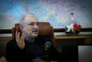 شاهد پیک بیماری کرونا در روزهای آتی خواهیم بود/تعطیلی مدارس کشور تا دوشنبه