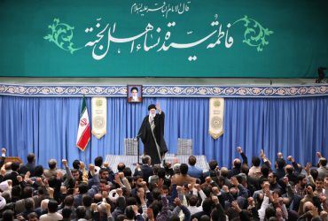 حیرت ناظران جهانی از تاب‌آوری ملت ایران مقابل غول وحشی آمریکایی