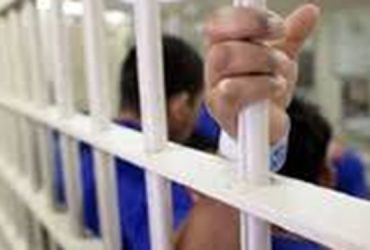 «کرونا»  ۷۰ هزار زندانی را راهی خانه کرد