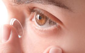 ابداع لنز تماسی برای اصلاح کوررنگی