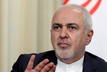 ظریف: مبادله زندانیان بین ایران و آمریکا نیازی به مذاکره ندارد/ امتیازات مهمی با پایان تحریم تسلیحاتی به دست می‌آوریم