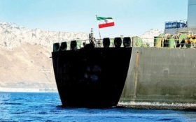 لنگر انداختن کشتی حامل سوخت ایران به مقصد ونزوئلا در مجاورت پالایشگاه “ال پالیتو”