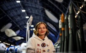 روس‌ها در رقابت با تام کروز/ اولین فیلم در فضا را می‌سازیم