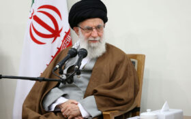 رهبر انقلاب: مخاطب اول در هر یک از عرصه‌های جهاد و دعوت به خیر روحانیت است