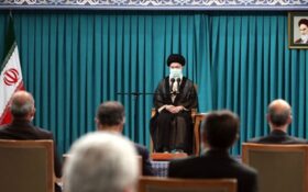 رهبر انقلاب اسلامی در دیدار رئیس‌جمهوری و اعضای هیأت دولت: مساله امنیت غذایی یک مساله درجه یک است که نباید از آن غفلت شود
