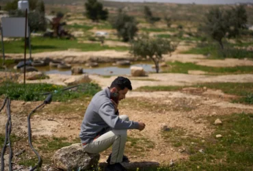 کارگردان فلسطینی برنده اسکار پس از حمله شهرک‌نشینان اسرائیلی و بازداشت به دست پلیس، آزاد شد