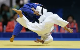 دو ملی پوش جودو ایران با پیروزی برابر حریفان خود در آستانه کسب یک مدال طلا و یک مدال برنز قرار گرفتند.