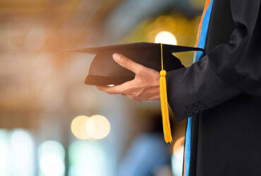 تمدید مهلت دفاع از پایان‌نامه و رساله برای دانشجویان تا پایان اسفندماه